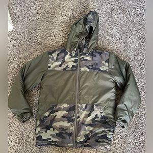 Kids reversible North Face Winter Coat. Size 14-16
